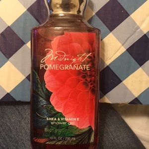 Bath&Body Works  Midnight Pomegranate Shower Gel